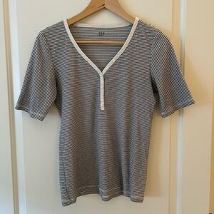 GAP Black and White Striped Top
